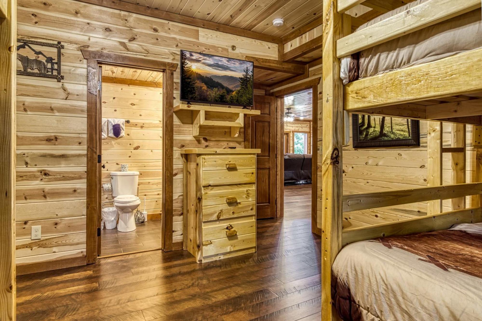 Majestic Splash- 8 Bedroom, Indoor Pool, Hot Tub, 1089 Free Tickets Each Paid Day, Dollywood Sevierville Dış mekan fotoğraf